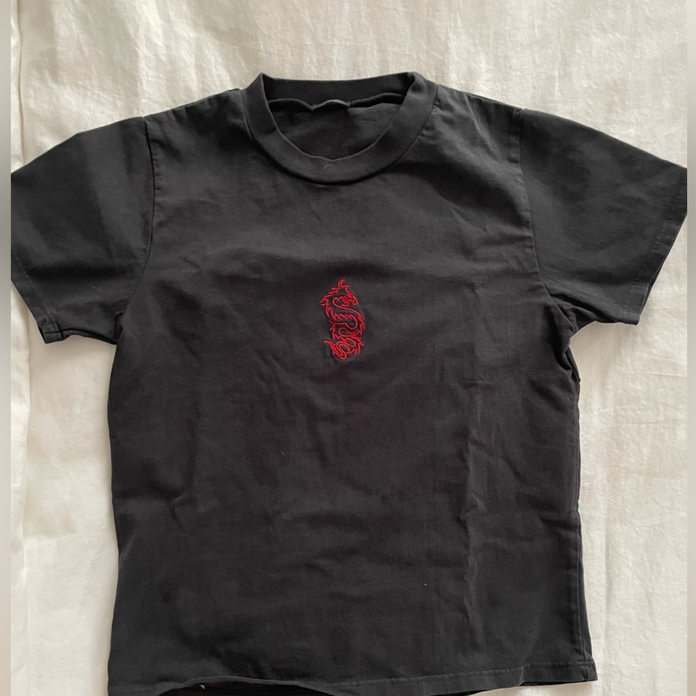 Brandy Melville Dragon tee